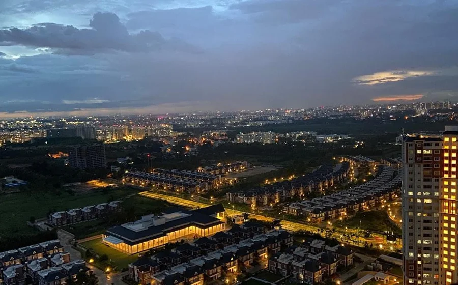 Bangalore city view representing location for thigh liposuction and cosmetic surgery clinics