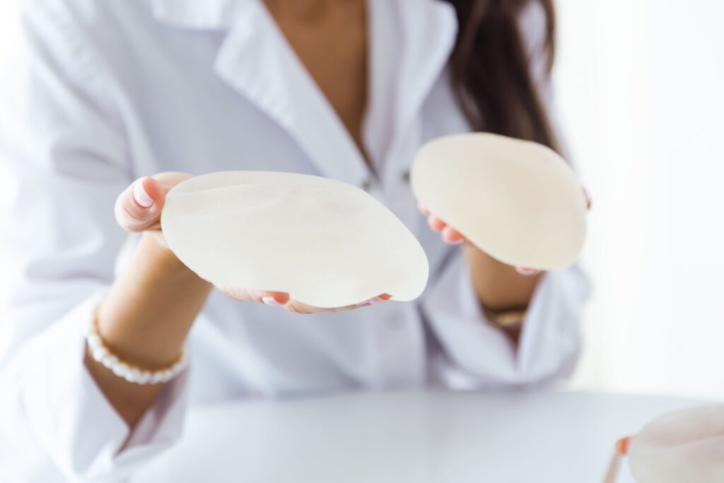 Motiva vs Mentor Breast Implants: Which Is Better for Indian Women? 2 SAVE 20260720 120251